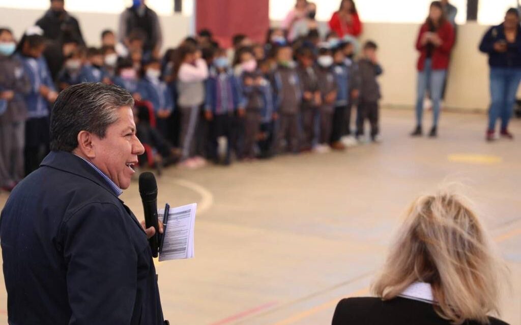 Educación, instrumento más importante para la pacificación del país: Gobernador David Monreal, al entregar apoyos a las y los niños de Zacatecas